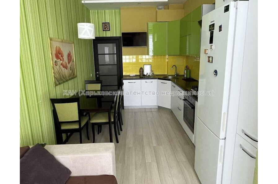 Продам квартиру, Станислава Парталы ул. , 2  ком., 48.80 м², капитальный ремонт 