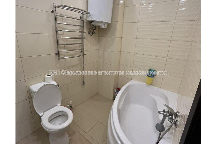 Продам квартиру, Станислава Парталы ул. , 2  ком., 48.80 м², капитальный ремонт 