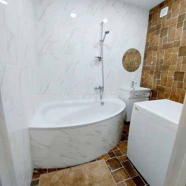 Продам квартиру, Шевченковский пер. , 1 кім., 35.50 м², евроремонт 