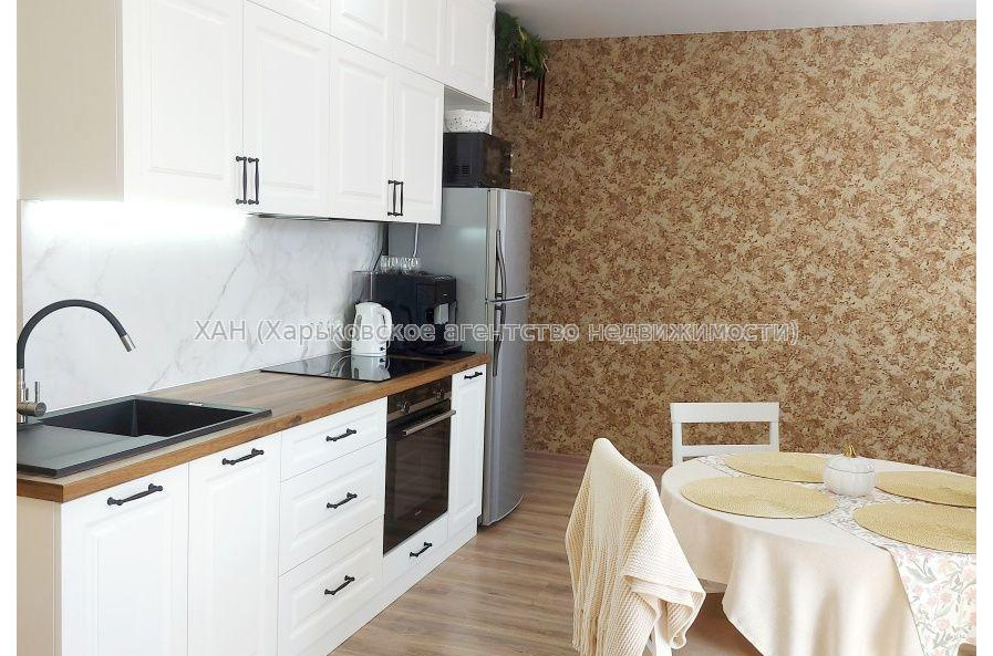 Продам квартиру, Шевченковский пер. , 1 кім., 35.50 м², евроремонт 