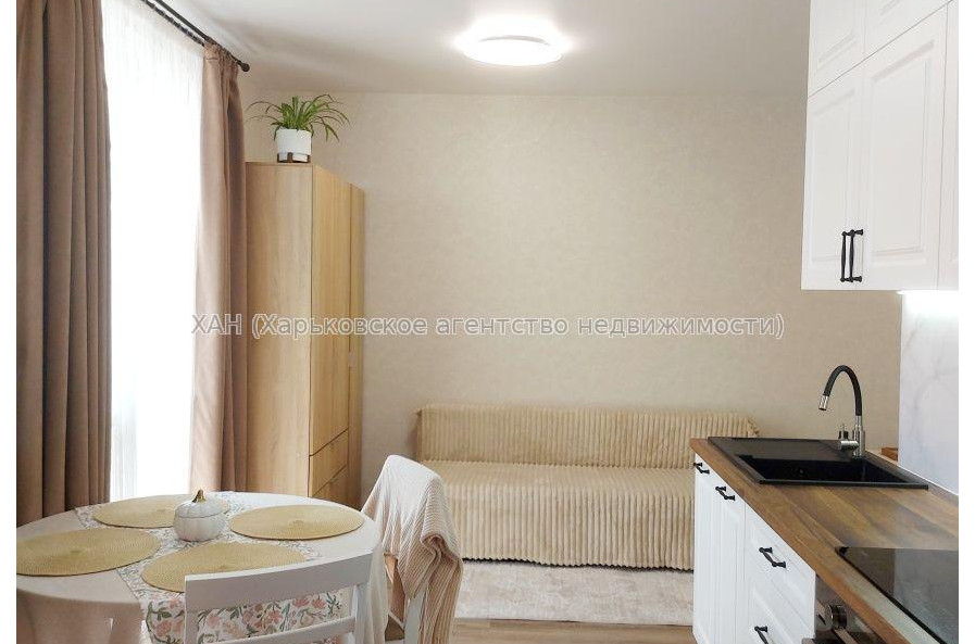 Продам квартиру, Шевченковский пер. , 1 кім., 35.50 м², евроремонт 