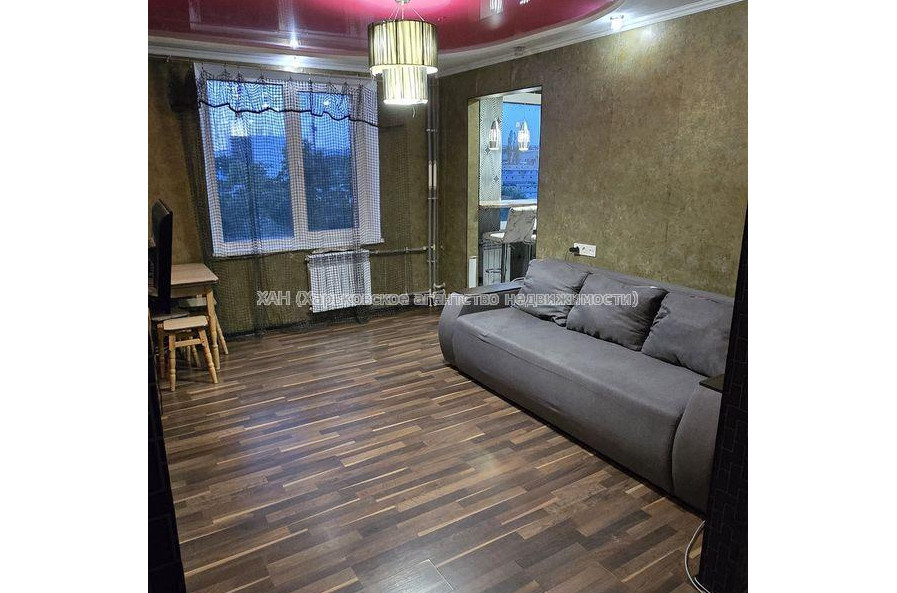 Продам квартиру, 3  ком., 67 м², капитальный ремонт 