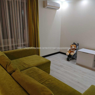 Продам квартиру, Александры Ефименко ул. , 2 кім., 50 м², евроремонт 