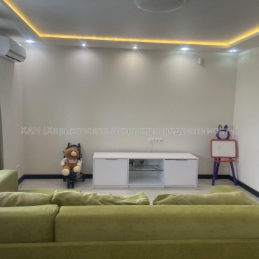 Продам квартиру, Александры Ефименко ул. , 2 кім., 50 м², евроремонт 