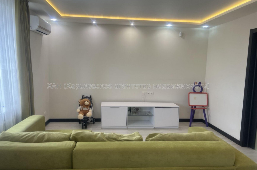 Продам квартиру, Александры Ефименко ул. , 2 кім., 50 м², евроремонт 