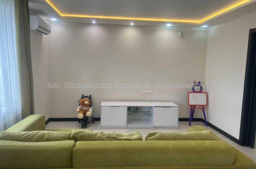 Продам квартиру, Александры Ефименко ул. , 2 кім., 50 м², евроремонт 