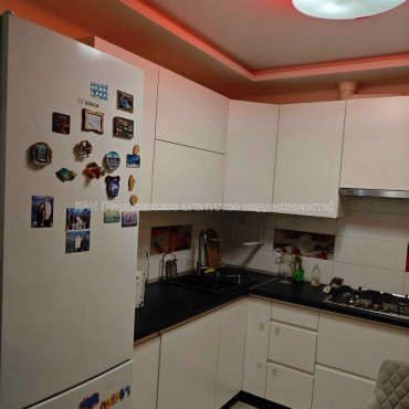 Продам квартиру, Александры Ефименко ул. , 2 кім., 50 м², евроремонт 