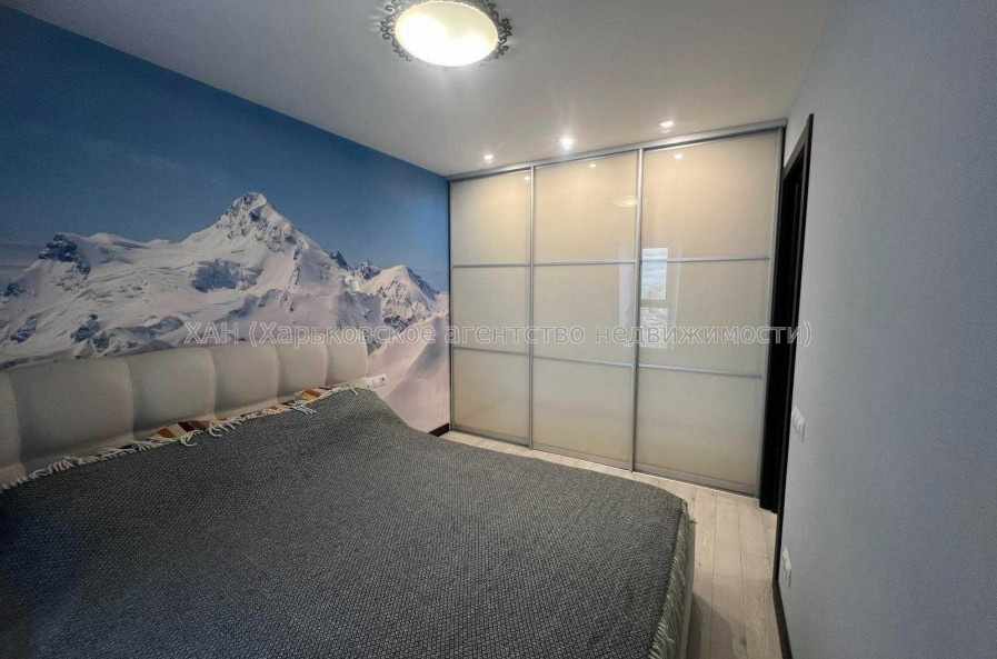 Продам квартиру, Александры Ефименко ул. , 2 кім., 50 м², евроремонт 