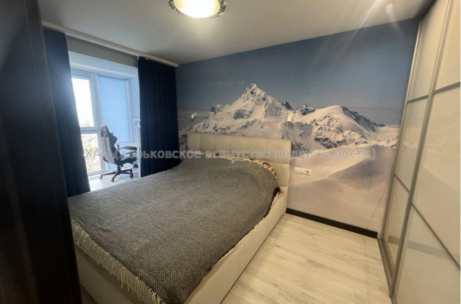 Продам квартиру, Александры Ефименко ул. , 2 кім., 50 м², евроремонт 