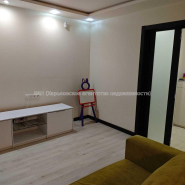 Продам квартиру, Александры Ефименко ул. , 2 кім., 50 м², евроремонт 