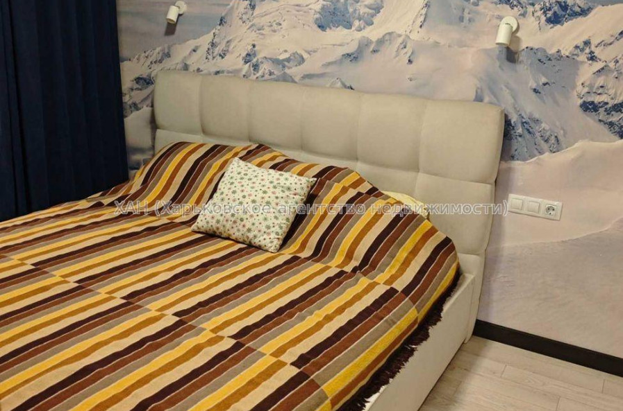 Продам квартиру, Александры Ефименко ул. , 2 кім., 50 м², евроремонт 