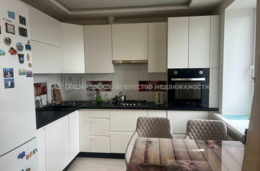 Продам квартиру, Александры Ефименко ул. , 2 кім., 50 м², евроремонт 