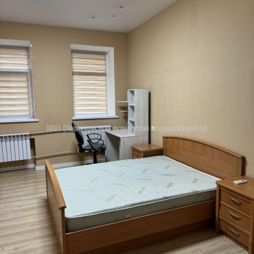 Продам квартиру, Героев Харькова просп. , 4  ком., 85.60 м², евроремонт 