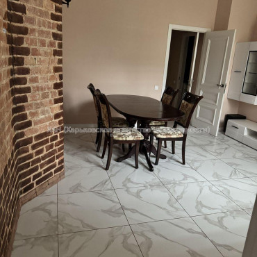 Продам квартиру, Героев Харькова просп. , 4  ком., 85.60 м², евроремонт 