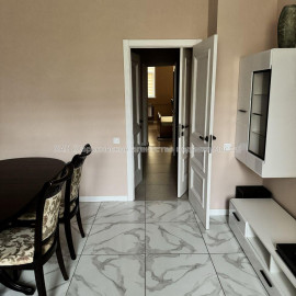 Продам квартиру, Героев Харькова просп. , 4  ком., 85.60 м², евроремонт