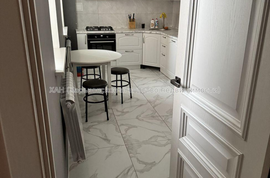 Продам квартиру, Героев Харькова просп. , 4  ком., 85.60 м², евроремонт 