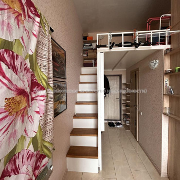 Продам квартиру, Шевченковский пер. , 1 кім., 18.70 м², капитальный ремонт 