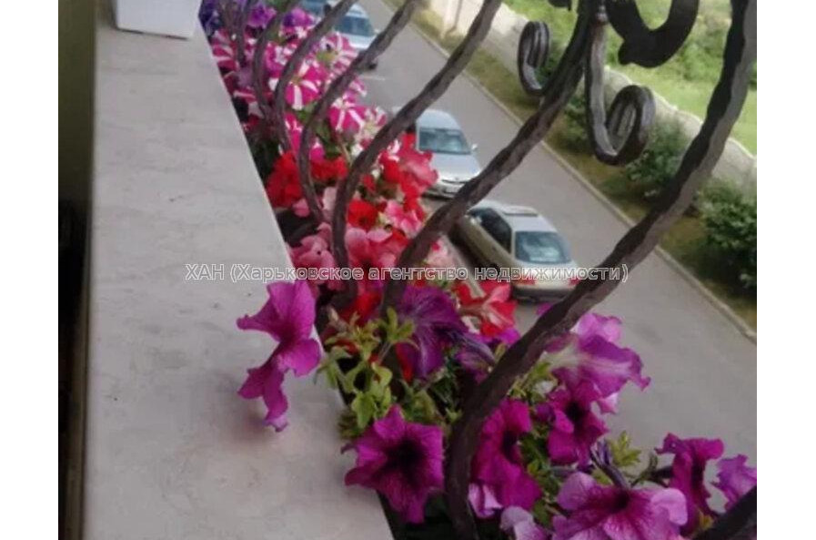 Продам квартиру, Победы просп. , 2  ком., 65 м², евроремонт 