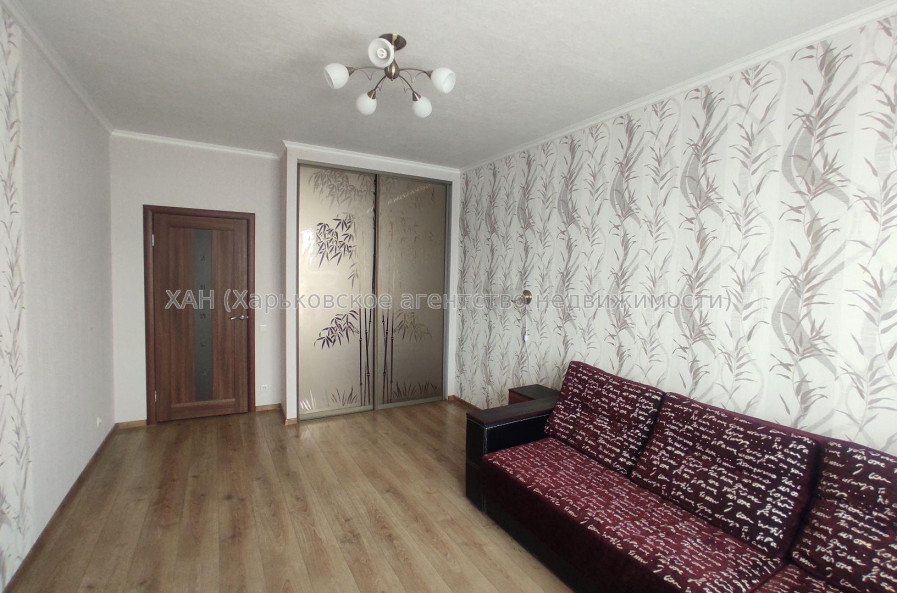 Продам квартиру, Победы просп. , 2  ком., 65 м², евроремонт 
