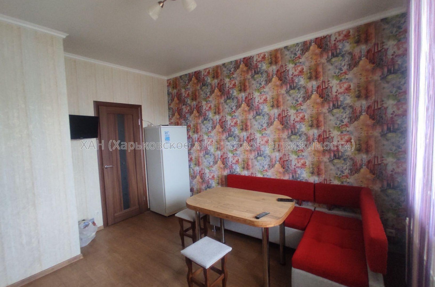 Продам квартиру, Победы просп. , 2  ком., 65 м², евроремонт 