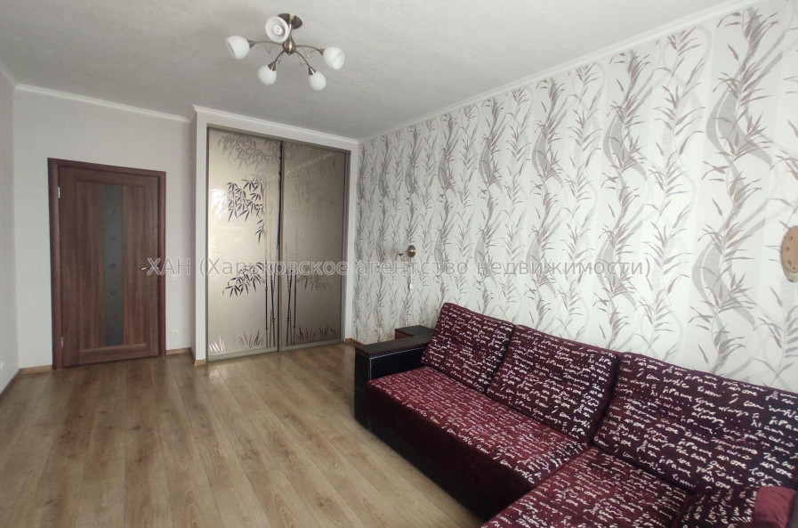 Продам квартиру, Победы просп. , 2  ком., 65 м², евроремонт 