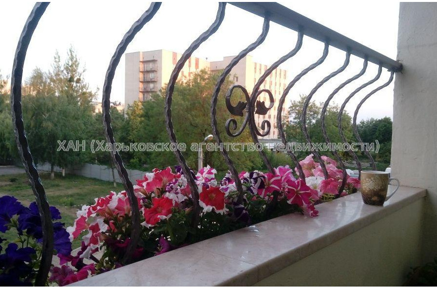 Продам квартиру, Победы просп. , 2  ком., 65 м², евроремонт 