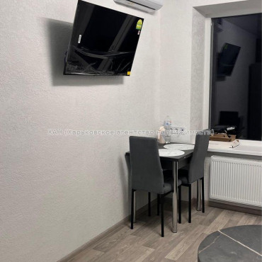 Продам квартиру, Веселая ул. , 1  ком., 21 м², евроремонт 