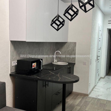 Продам квартиру, Веселая ул. , 1  ком., 21 м², евроремонт 