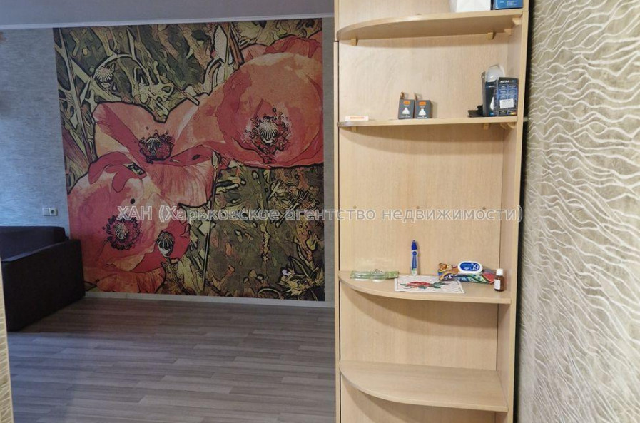 Продам квартиру, Непокоренных ул. , 12Г , 1  ком., 35 м², авторский дизайн 