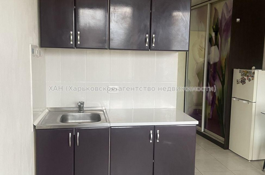 Продам квартиру, Салтовское шоссе , 1  ком., 18 м², евроремонт 