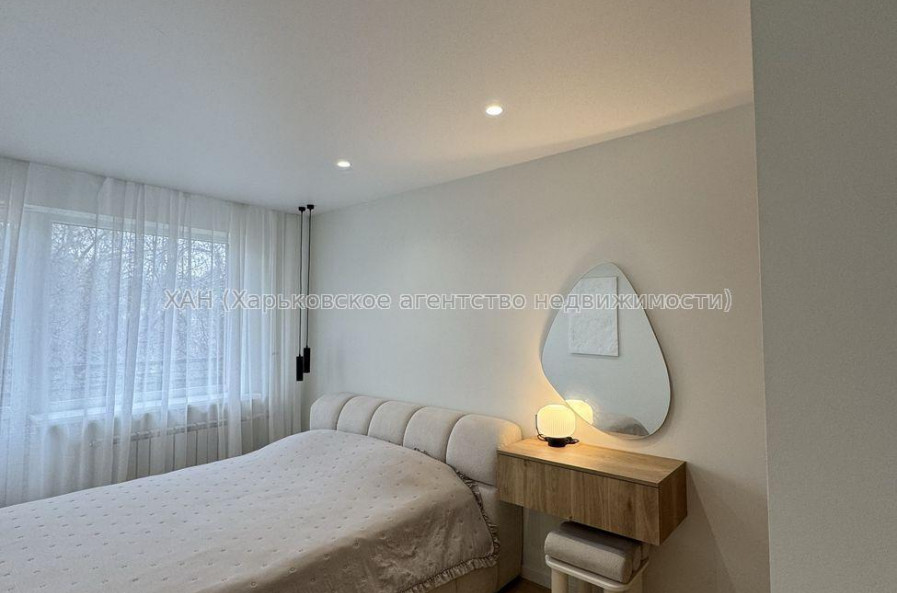 Продам квартиру, Гвардейцев Широнинцев ул. , 2  ком., 44 м², евроремонт 