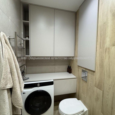 Продам квартиру, Гвардейцев Широнинцев ул. , 2  ком., 44 м², евроремонт 