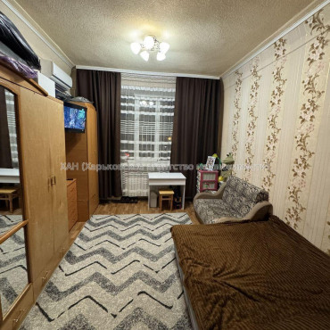 Продам квартиру, Александровский просп. , 1  ком., 26.60 м², косметический ремонт 
