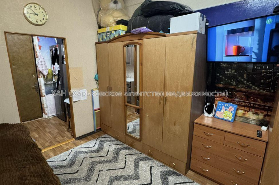 Продам квартиру, Александровский просп. , 1  ком., 26.60 м², косметический ремонт 