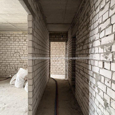 Продам квартиру, Профессорская ул. , 2 кім., 70.10 м², без внутренних работ 