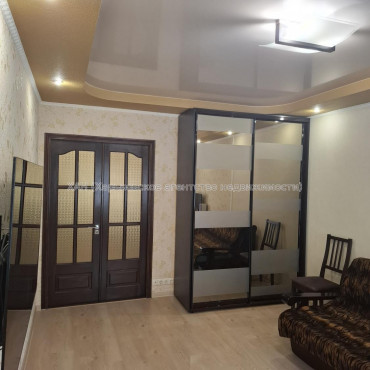 Продам квартиру, 1  ком., 36.50 м², капитальный ремонт 