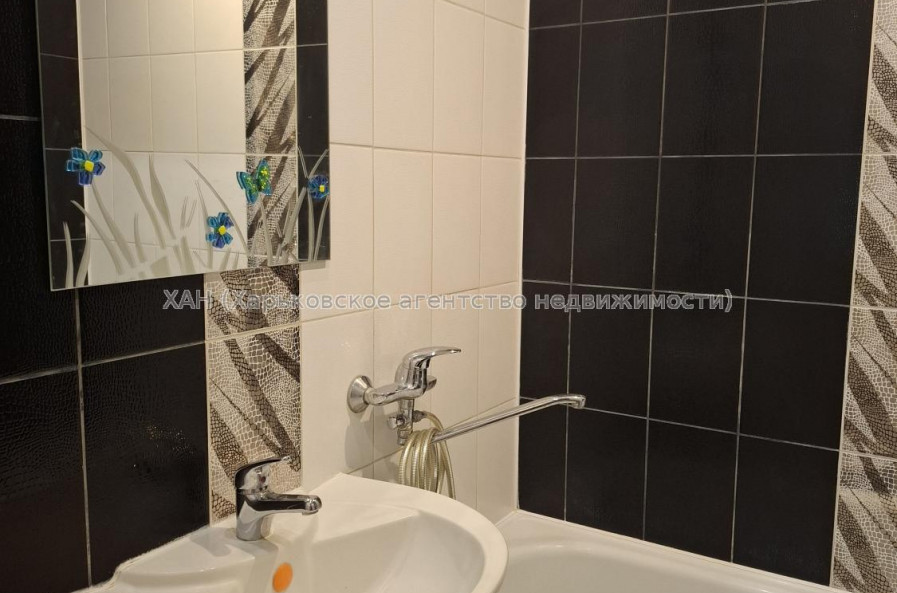 Продам квартиру, 1  ком., 36.50 м², капитальный ремонт 