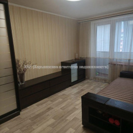 Продам квартиру, Холодногорская ул. , 1 кім., 31.70 м², капитальный ремонт
