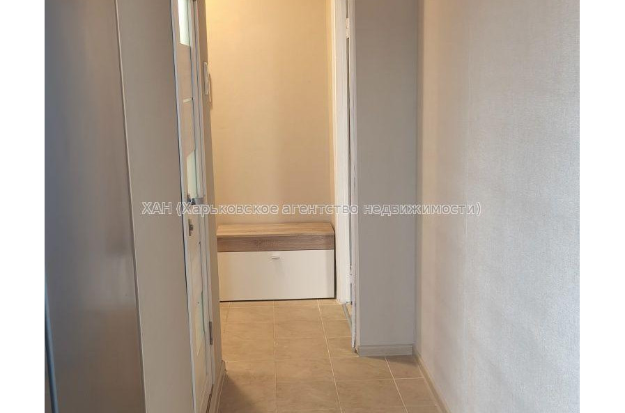 Продам квартиру, Холодногорская ул. , 1 кім., 31.70 м², капитальный ремонт 