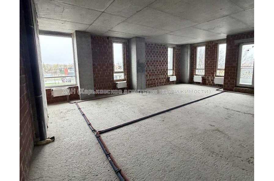 Продам квартиру, Сокольницкая ул. , 3  ком., 67 м², без внутренних работ 