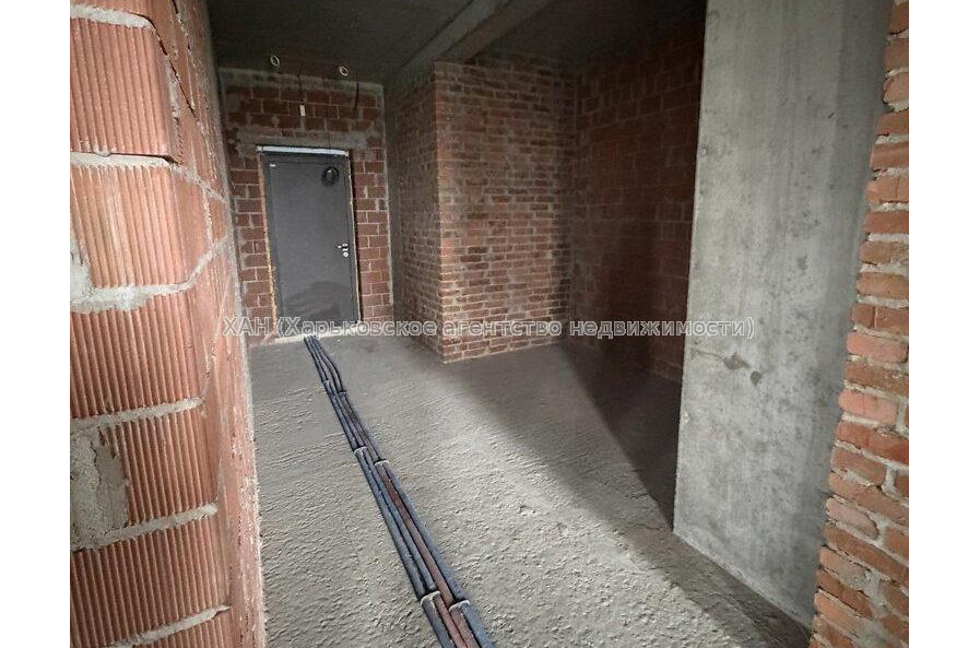 Продам квартиру, Сокольницкая ул. , 3  ком., 67 м², без внутренних работ 