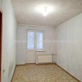 Продам квартиру, Молодежная ул. , 3 кім., 70 м², без отделочных работ 