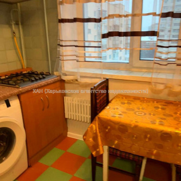 Продам квартиру, Европейская ул. , 1  ком., 35 м², косметический ремонт 
