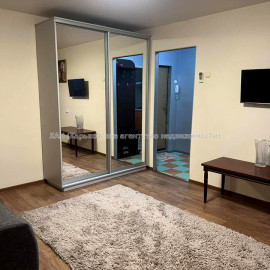 Продам квартиру, Европейская ул. , 1  ком., 35 м², косметический ремонт