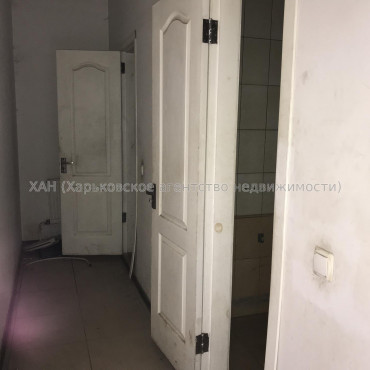 Здам нежитлову нерухомість, помещение свободного назначения , 3 кім., 300 м²