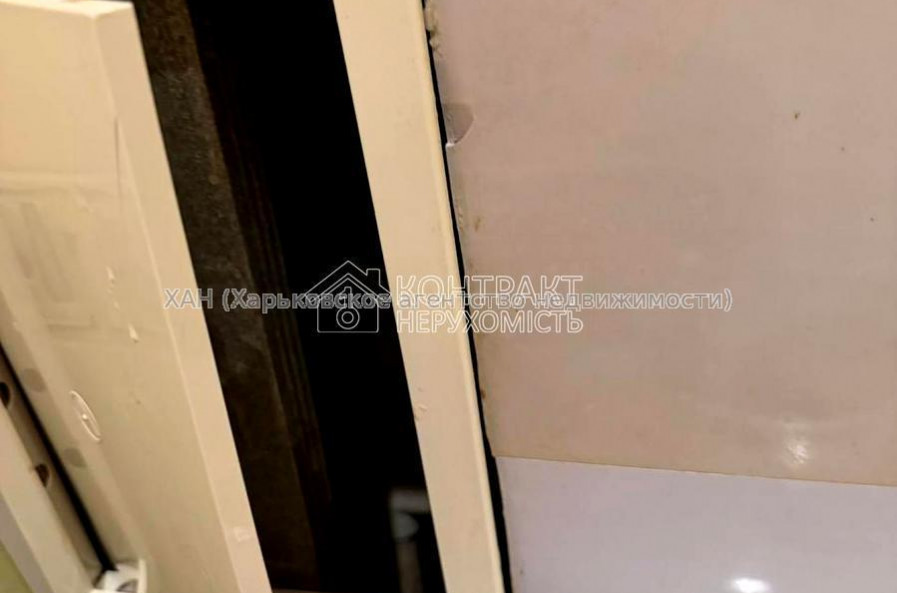 Продам квартиру, Науки просп. , 1  ком., 37 м², капитальный ремонт 