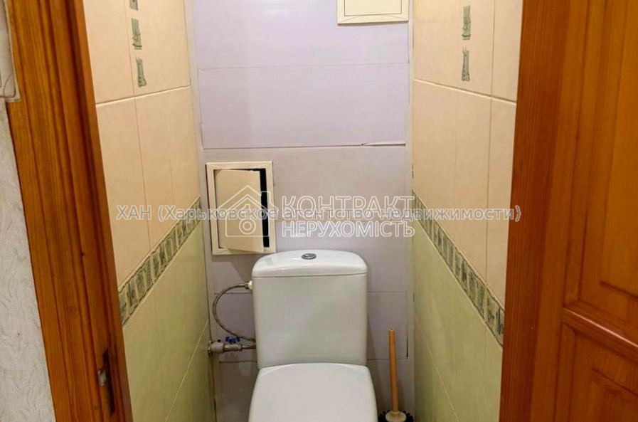 Продам квартиру, Науки просп. , 1  ком., 37 м², капитальный ремонт 