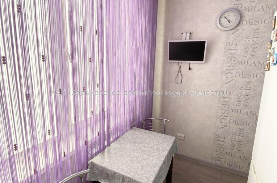 Продам квартиру, Валентиновская ул. , 2 кім., 46 м², евроремонт 