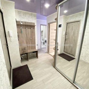 Продам квартиру, Валентиновская ул. , 2 кім., 46 м², евроремонт 