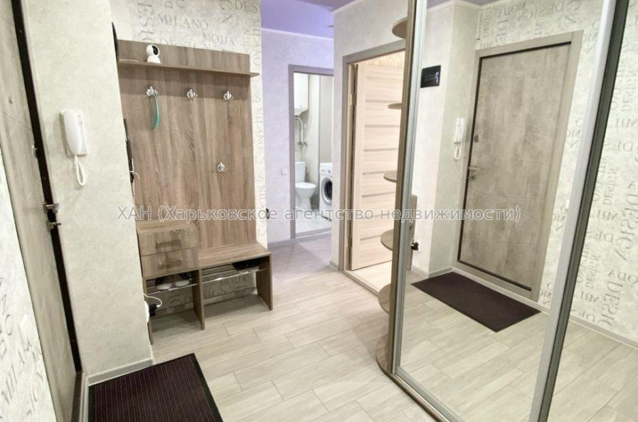 Продам квартиру, Валентиновская ул. , 2 кім., 46 м², евроремонт 